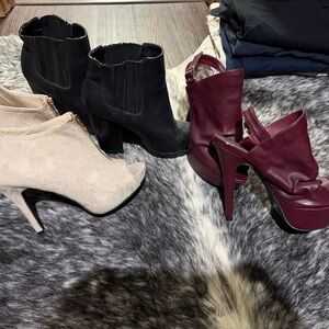 Stylish Women's Ankle Boots - Black, Beige, and Burgundy